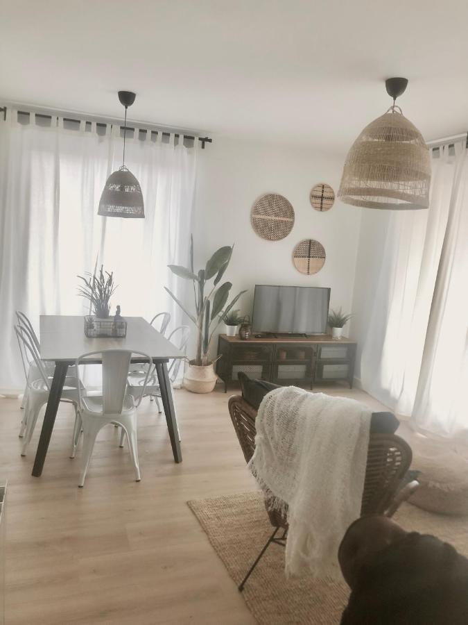 Precioso apartamento en Monzón con terraza,piscina,parque infantil y parking Exterior foto