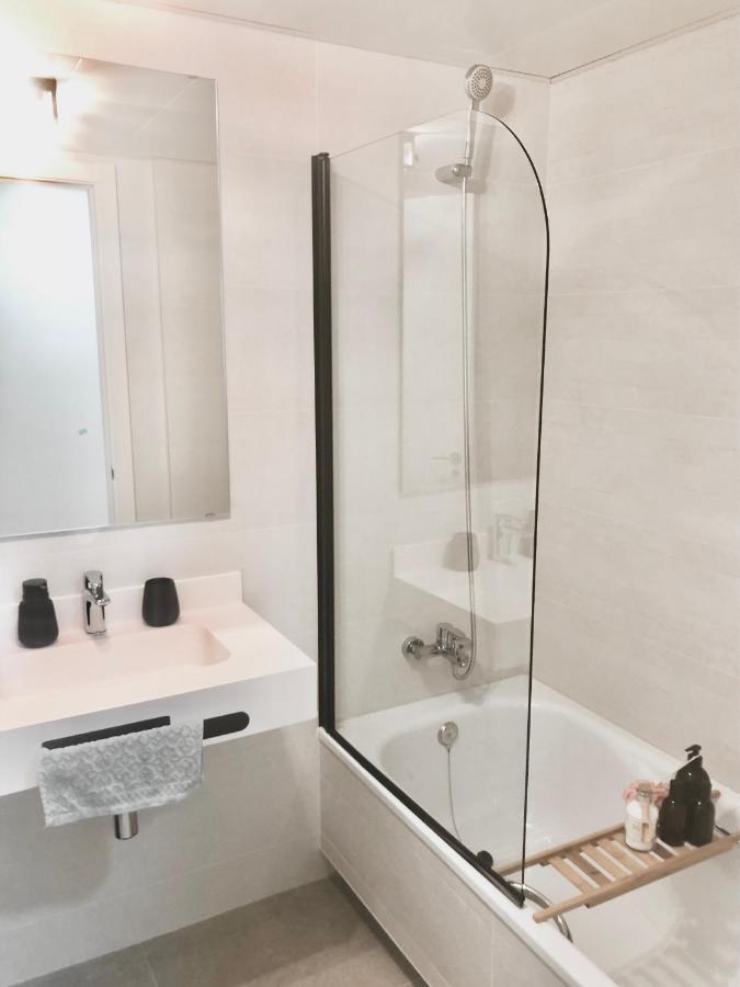 Precioso apartamento en Monzón con terraza,piscina,parque infantil y parking Exterior foto
