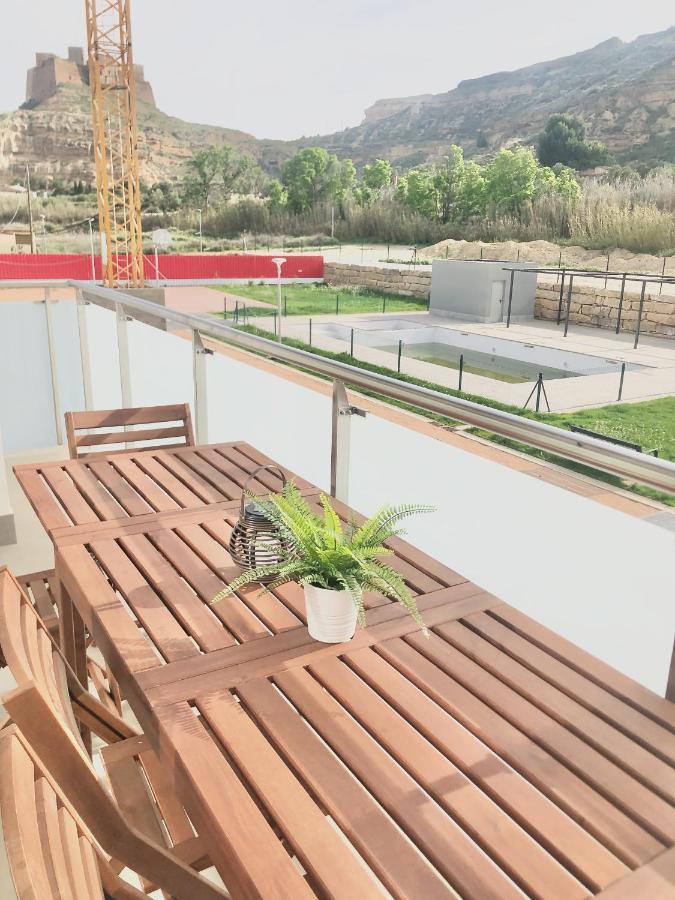 Precioso apartamento en Monzón con terraza,piscina,parque infantil y parking Exterior foto