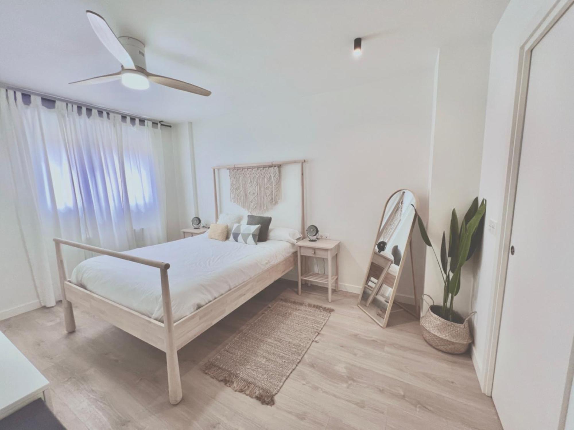 Precioso apartamento en Monzón con terraza,piscina,parque infantil y parking Exterior foto